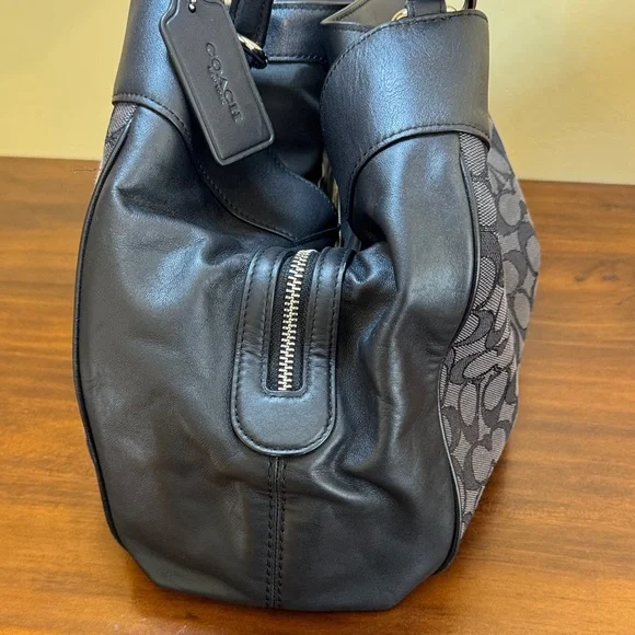 Coach EUC Lexy Shoulder Bag Signature Black/Gray Jacquard w/dust bag - Picture 9 of 13